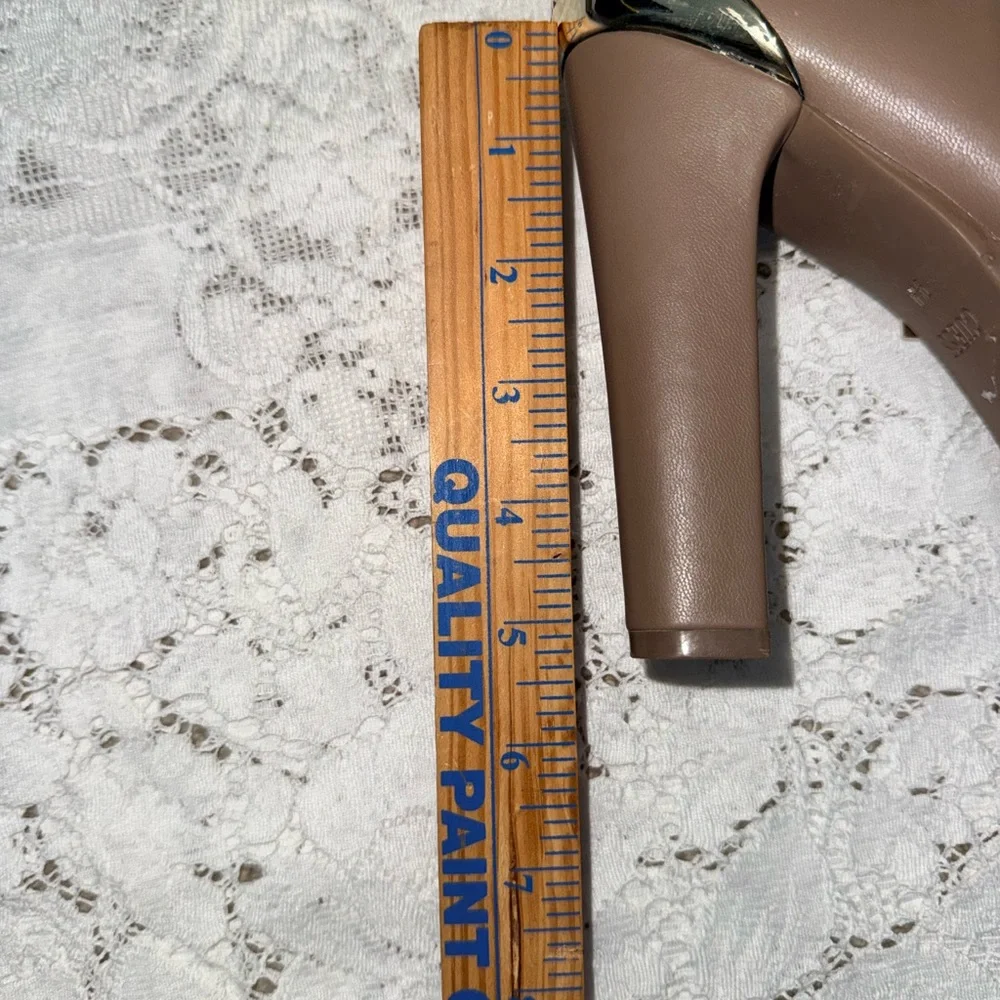 GUESS Taylin  Over the‎ Knee Tan Platform Boots Size 9.5 M